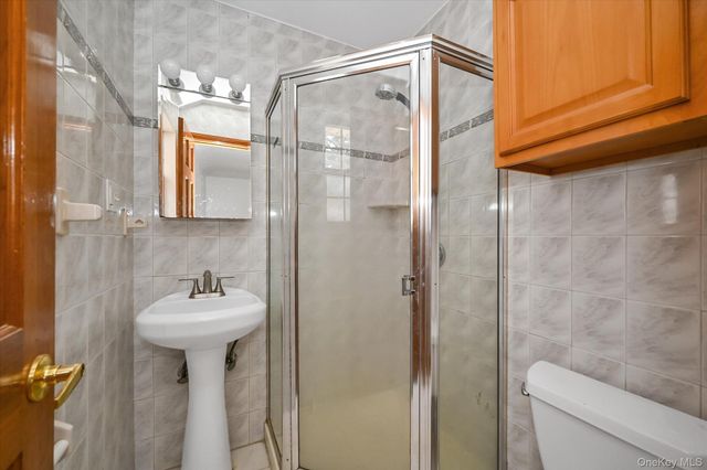 20-13 124th Street, College Point, NY 11356
