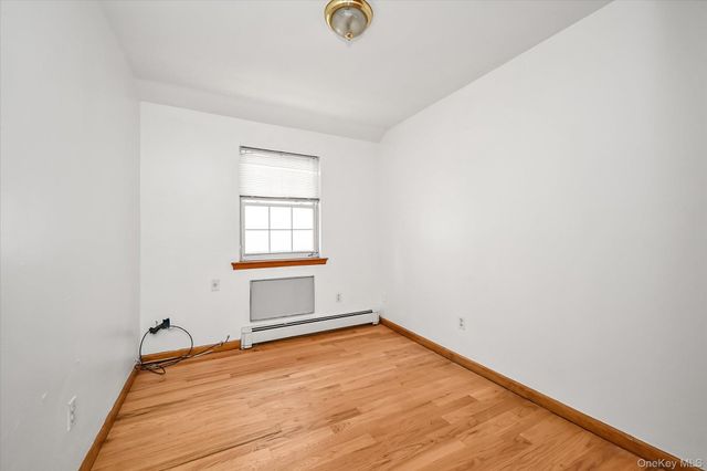 20-13 124th Street, College Point, NY 11356