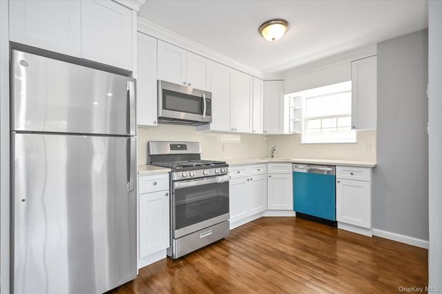 20-13 124th Street, College Point, NY 11356