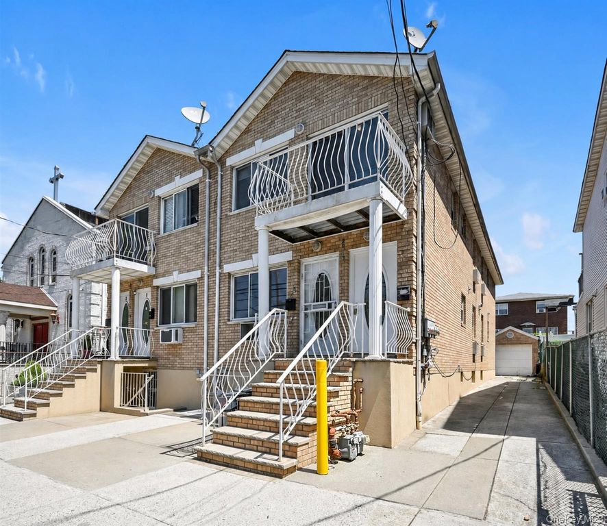 20-13 124th Street, College Point, NY 11356