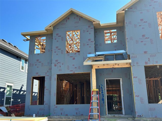 2339 Seven Oaks Boulevard 16, Tomball, TX 77375