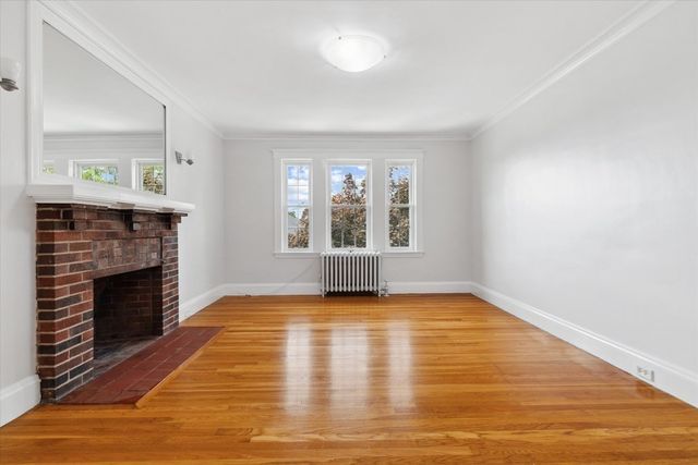 21-23 Richards Rd 2, Watertown, MA 02472