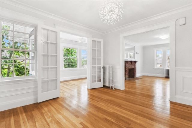 21-23 Richards Rd 2, Watertown, MA 02472