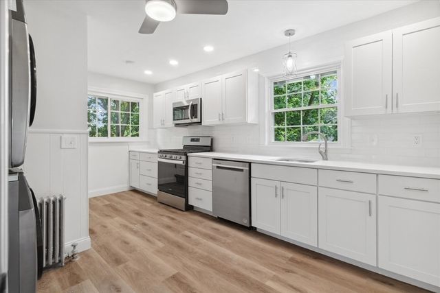 21-23 Richards Rd 2, Watertown, MA 02472