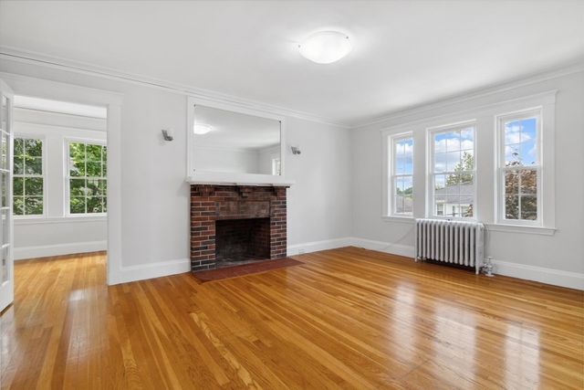 21-23 Richards Rd 2, Watertown, MA 02472