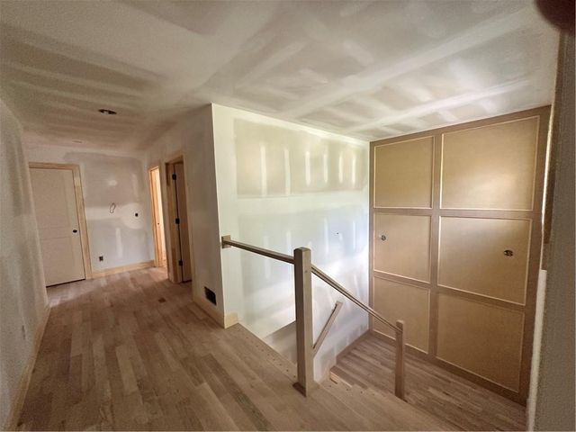7111 Linden Street, Prairie Village, KS 66208