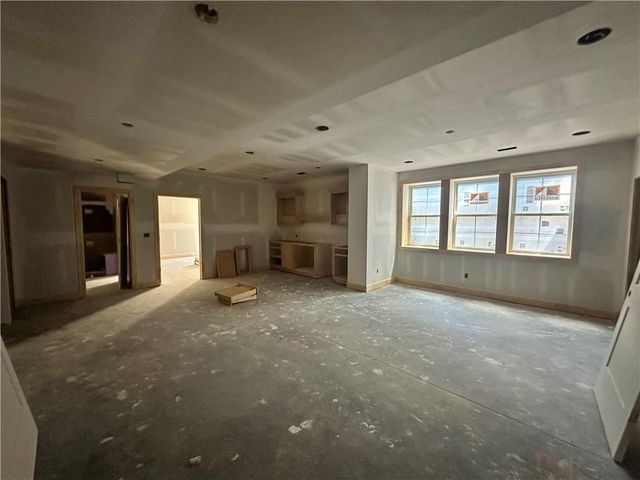 7111 Linden Street, Prairie Village, KS 66208