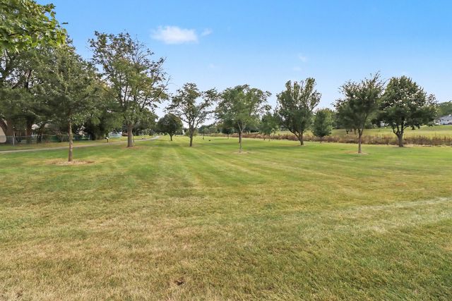 3255 Kirchoff Road 203, Rolling Meadows, IL 60008