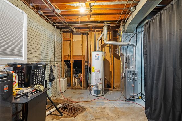 5600 SE 4th Street, Des Moines, IA 50315