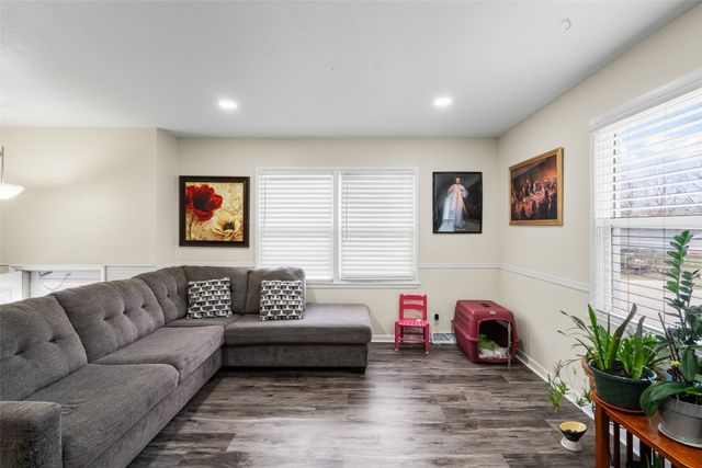 5600 SE 4th Street, Des Moines, IA 50315