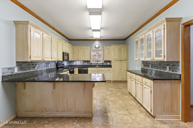 304 Boggy Hollow Road, Purvis, MS 39475