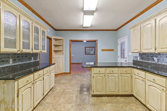 304 Boggy Hollow Road, Purvis, MS 39475