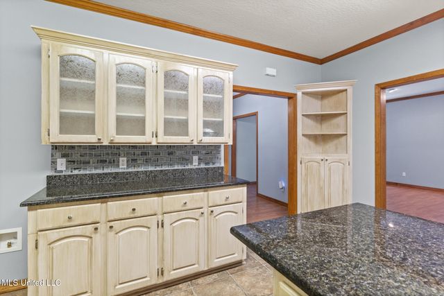 304 Boggy Hollow Road, Purvis, MS 39475