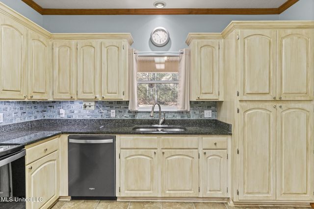 304 Boggy Hollow Road, Purvis, MS 39475