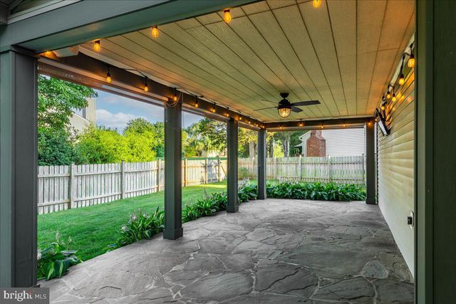 5512 FENCE POST CT, Centreville, VA 20120