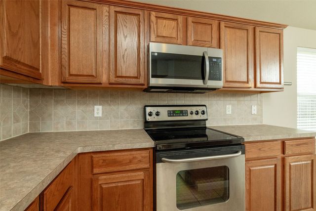 3247 Yeltes, Grand Prairie, TX 75054