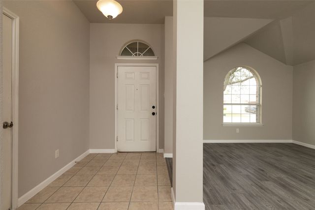 3247 Yeltes, Grand Prairie, TX 75054