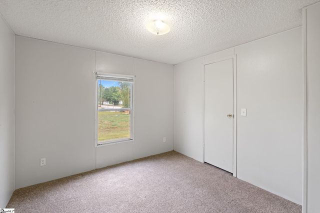 9 Natick Drive, Piedmont, SC 29673