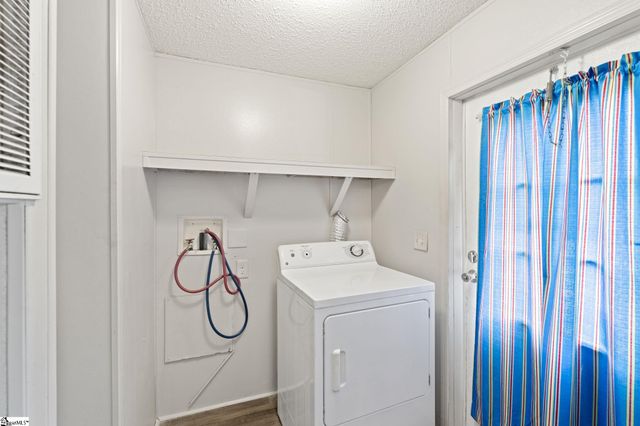 9 Natick Drive, Piedmont, SC 29673