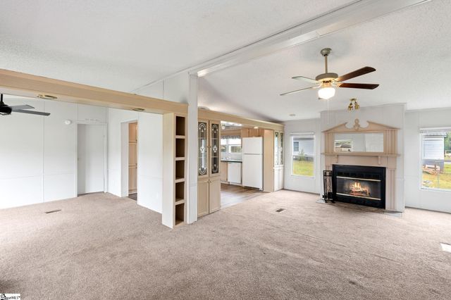 9 Natick Drive, Piedmont, SC 29673