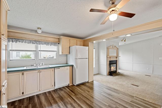 9 Natick Drive, Piedmont, SC 29673