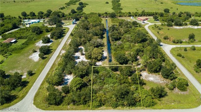 392 Carrillon AVE S, Lehigh Acres, FL 33974