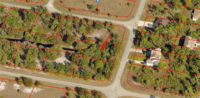 392 Carrillon AVE S, Lehigh Acres, FL 33974