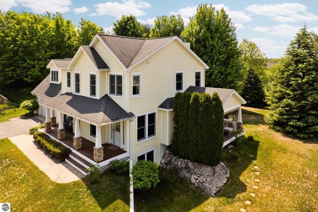 1373 Richman Court, Traverse City, MI 49696