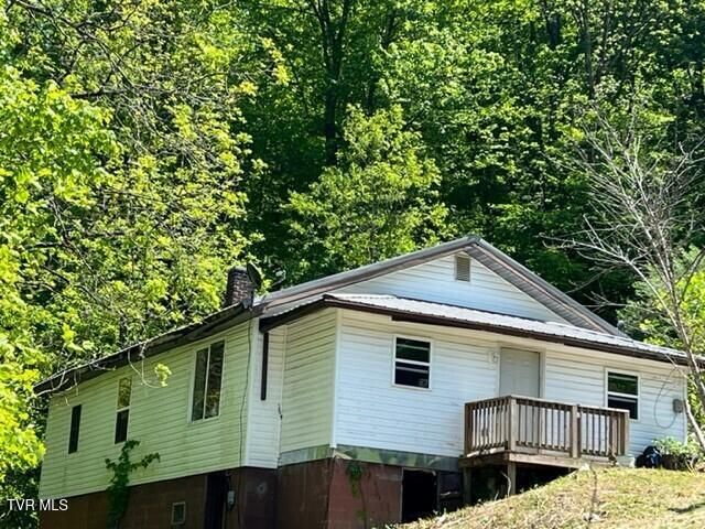 1438 Ely Town Road, Dryden, VA 24243