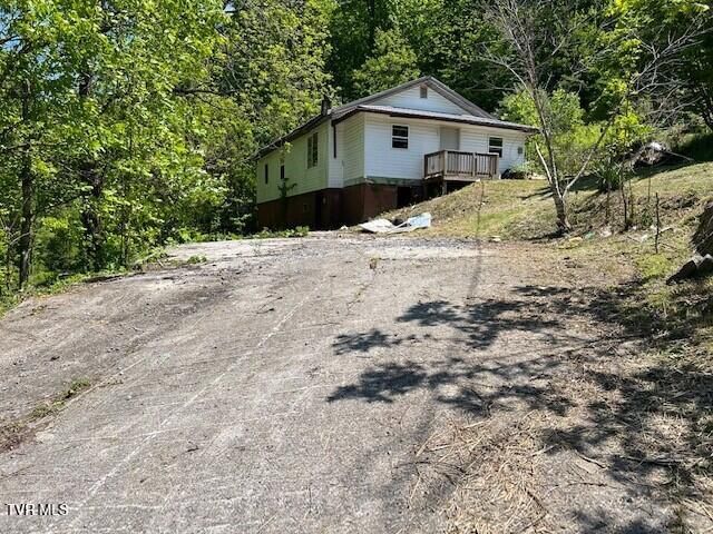 1438 Ely Town Road, Dryden, VA 24243