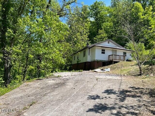 1438 Ely Town Road, Dryden, VA 24243