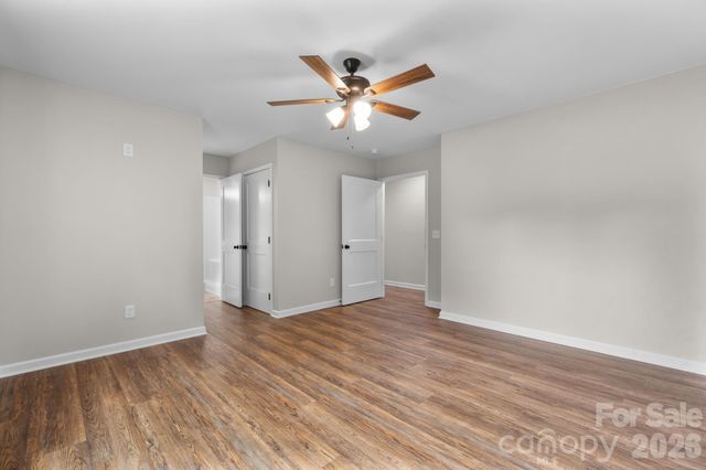 128 Buck Shoals Circle, Hudson, NC 28638