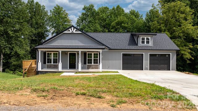 128 Buck Shoals Circle, Hudson, NC 28638