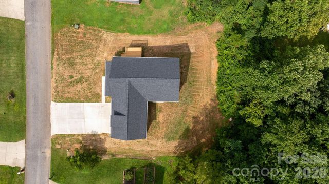128 Buck Shoals Circle, Hudson, NC 28638