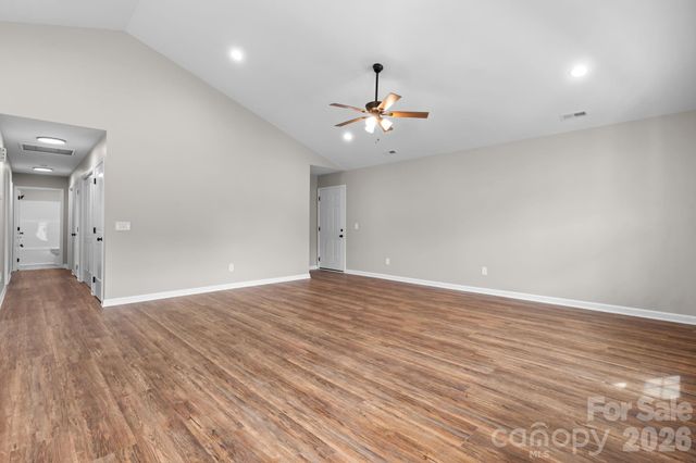 128 Buck Shoals Circle, Hudson, NC 28638
