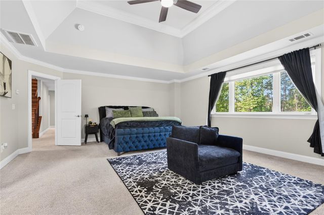 121 Leeward Shoals Lane, Mooresville, NC 28117