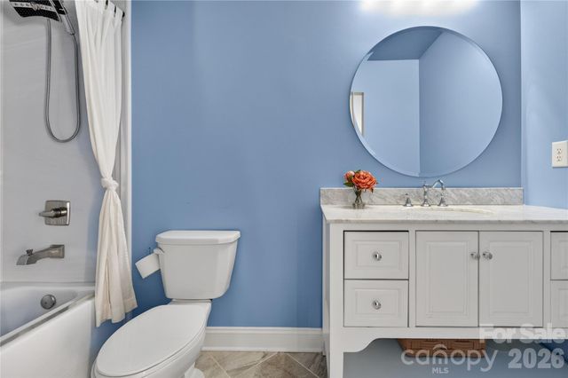 121 Leeward Shoals Lane, Mooresville, NC 28117