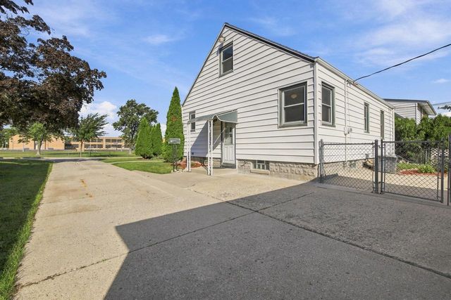 3544 S 49TH STREET, Greenfield, WI 53220