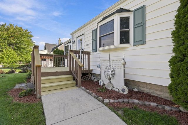 3544 S 49TH STREET, Greenfield, WI 53220