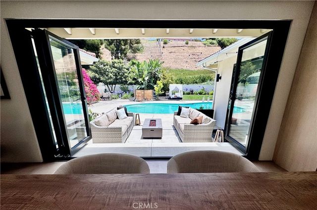 30452 Via Rivera, Rancho Palos Verdes, CA 90275