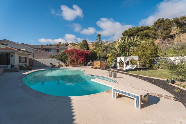 30452 Via Rivera, Rancho Palos Verdes, CA 90275