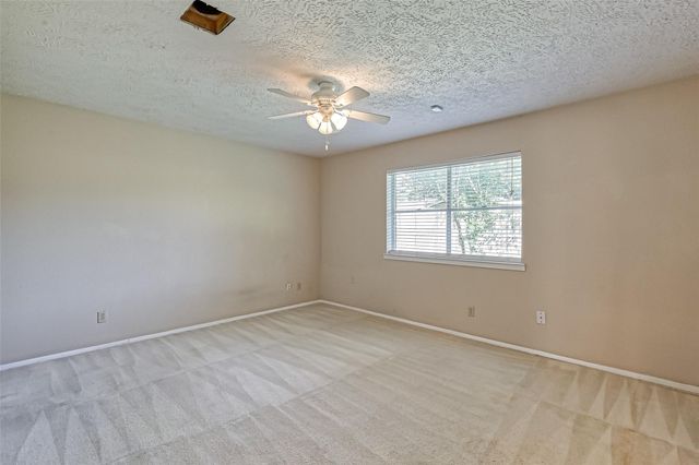 442 Redway Lane, Houston, TX 77598