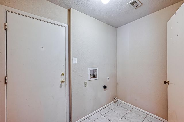 442 Redway Lane, Houston, TX 77598