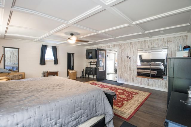385 Dripping Springs Rd Road, Bronston, KY 42518