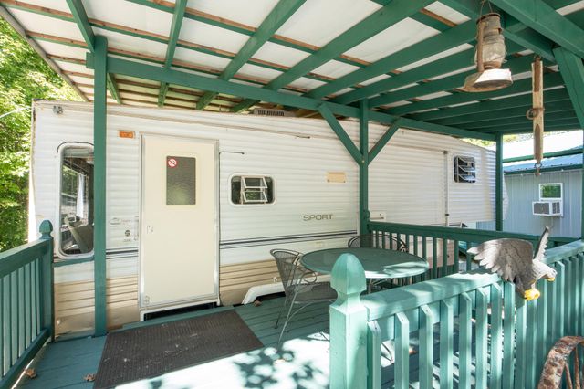 385 Dripping Springs Rd Road, Bronston, KY 42518