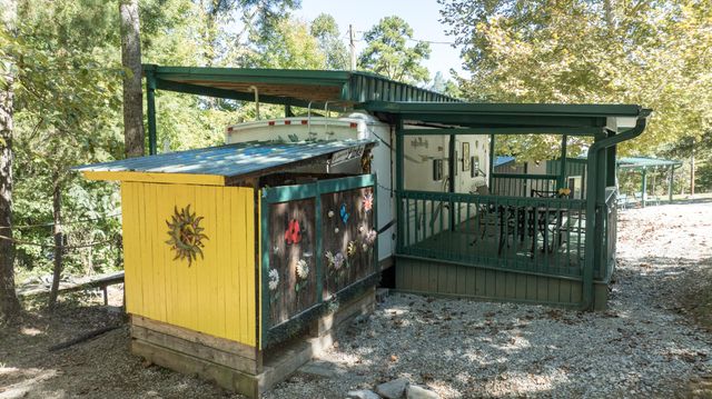 385 Dripping Springs Rd Road, Bronston, KY 42518