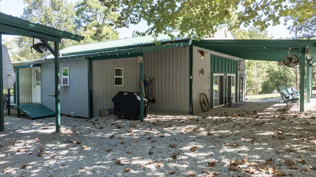 385 Dripping Springs Rd Road, Bronston, KY 42518