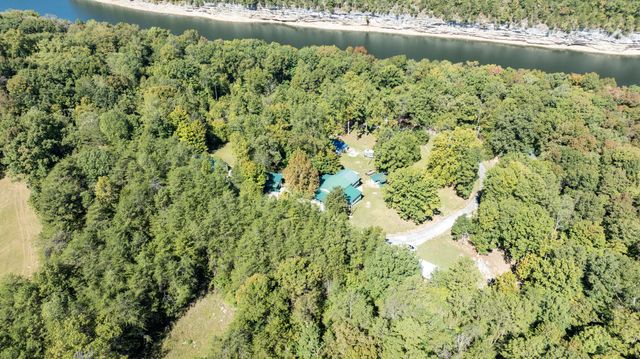 385 Dripping Springs Rd Road, Bronston, KY 42518