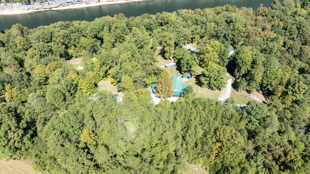 385 Dripping Springs Rd Road, Bronston, KY 42518