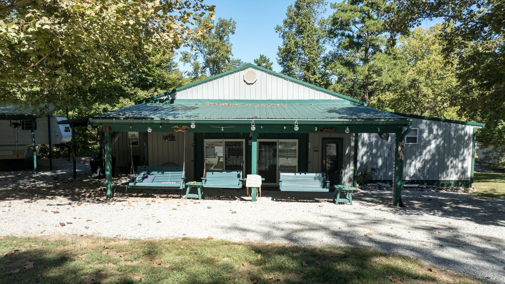 385 Dripping Springs Rd Road, Bronston, KY 42518